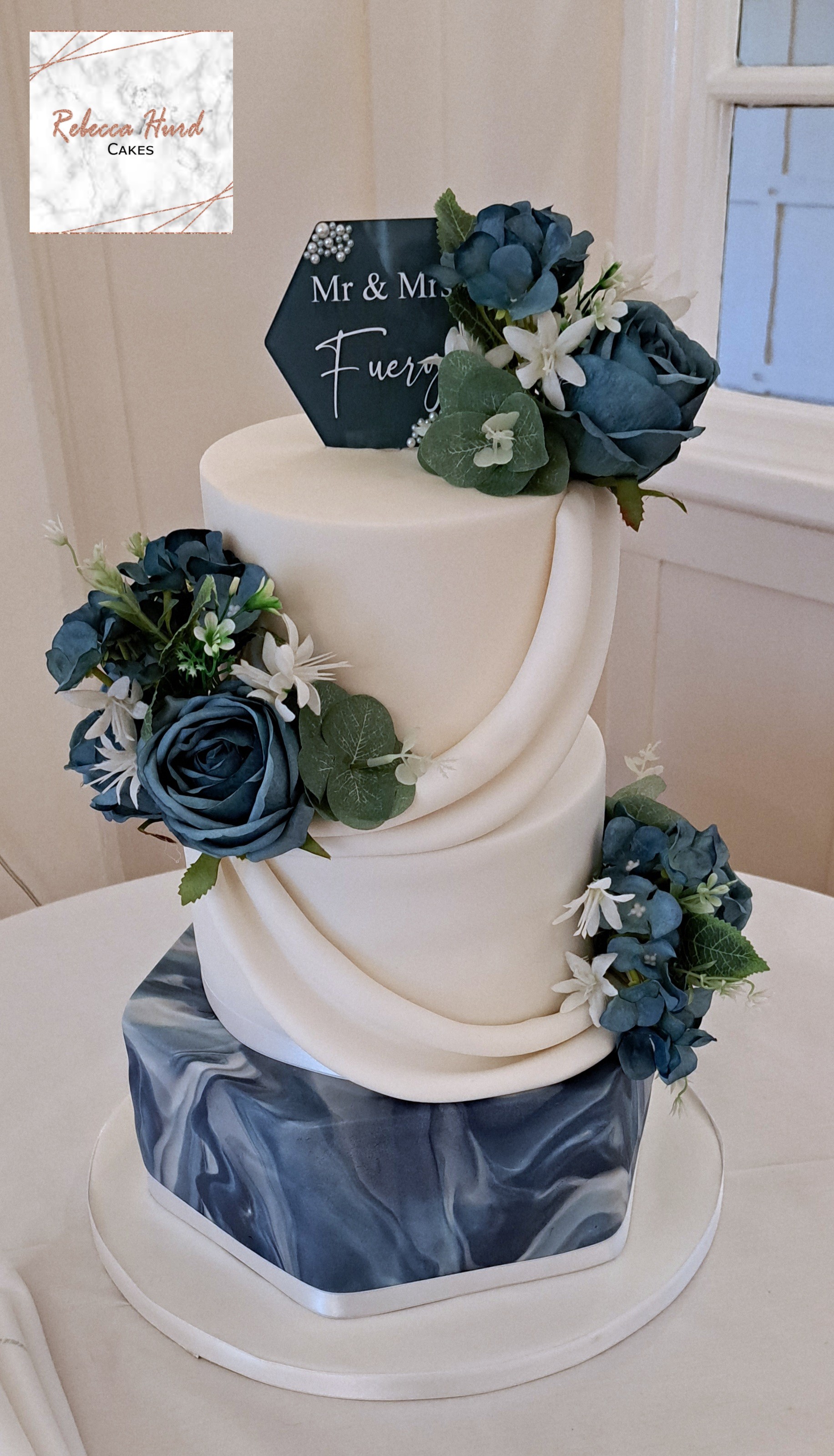 Rebecca Hurd Cakes 5